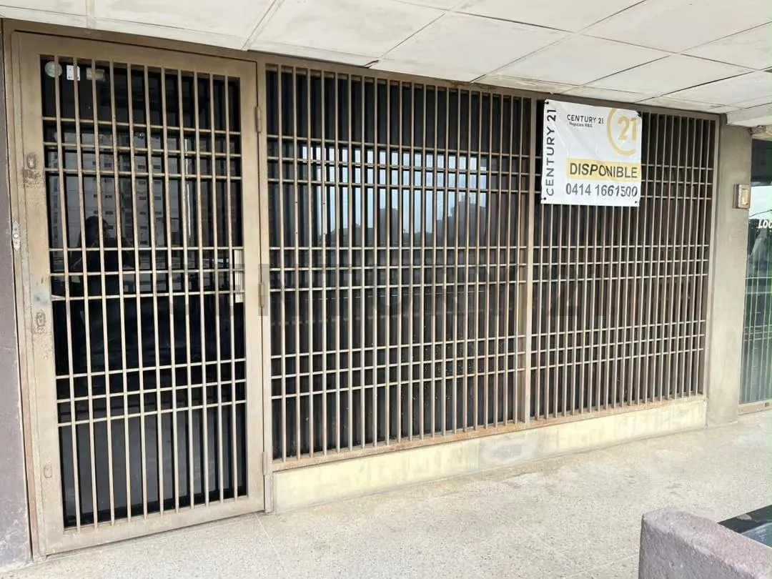 Se Vende Local en Sector Paraíso en Maracaibo - 2