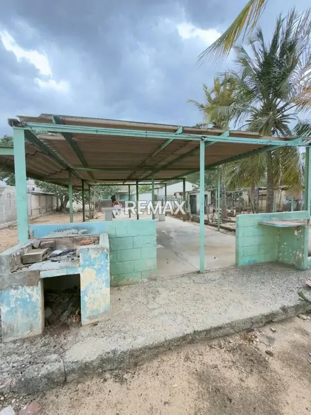En venta casa en punta de piedra frente a la playa - 2