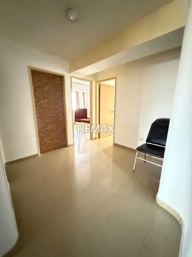 En venta apartamento urbanización los chaguaramos monte alto 1 - 12
