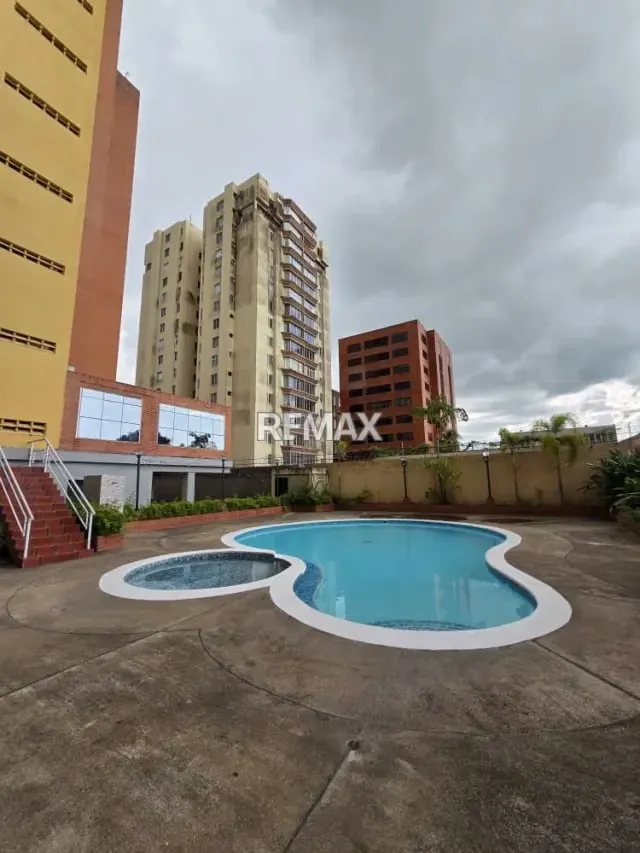 Apartamento Duplex, Obra Gris, en Venta en Residencias Aida Elena, Juanico, Maturín, Monagas - 6