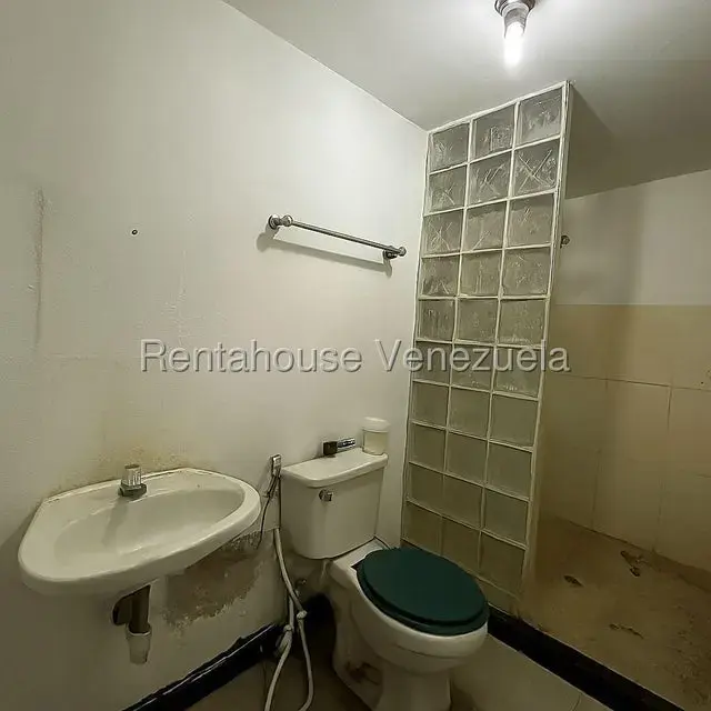 Local Comercial en Alquiler en Zona Oeste, Lara - 14
