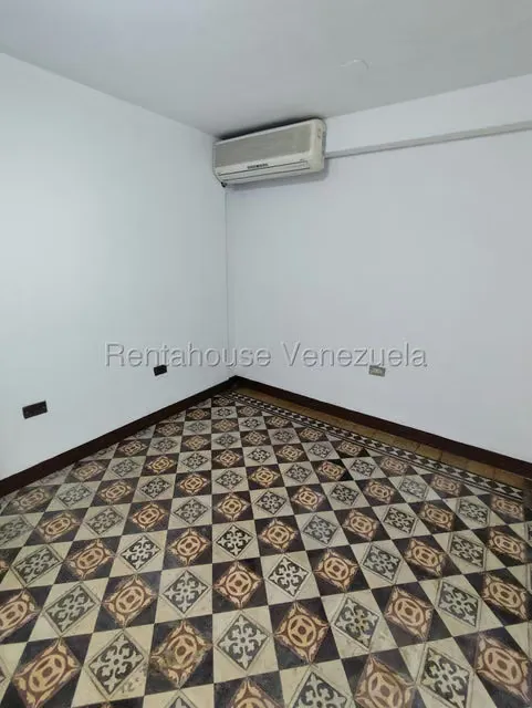 Local Comercial en Venta en Parroquia Catedral, Distrito Metropolitano - 26