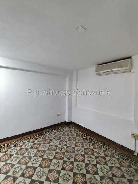 Local Comercial en Venta en Parroquia Catedral, Distrito Metropolitano - 30