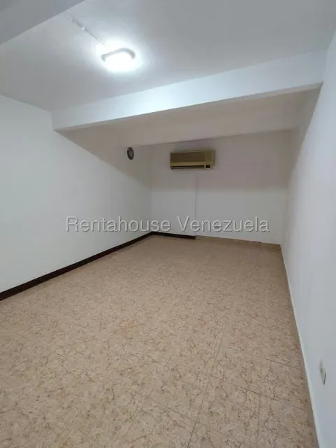 Local Comercial en Venta en Parroquia Catedral, Distrito Metropolitano - 40