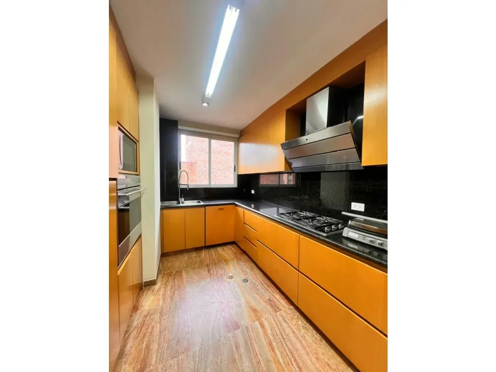 Se Vende Apto lujo PH-380m²-4H+4.5B+1E+3M+5P+Vista+Vig.-Campo Alegre - 16