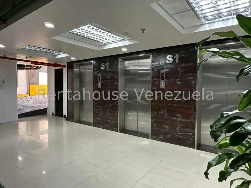 Oficina en Venta en Las Mercedes, Distrito Metropolitano - 4