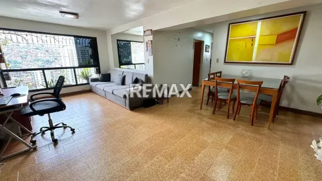 EN VENTA APARTAMENTO UBICADO EN EL PARAISO - 3