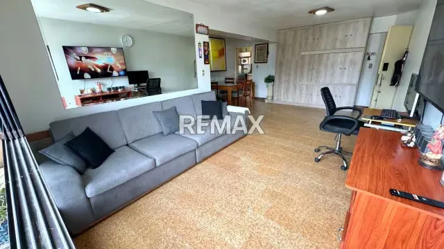 EN VENTA APARTAMENTO UBICADO EN EL PARAISO - 5