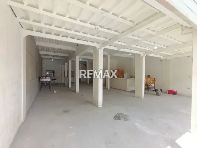 Se alquila exclusivo local comercial con terraza en Urb. La Goajira - Acarigua - 18