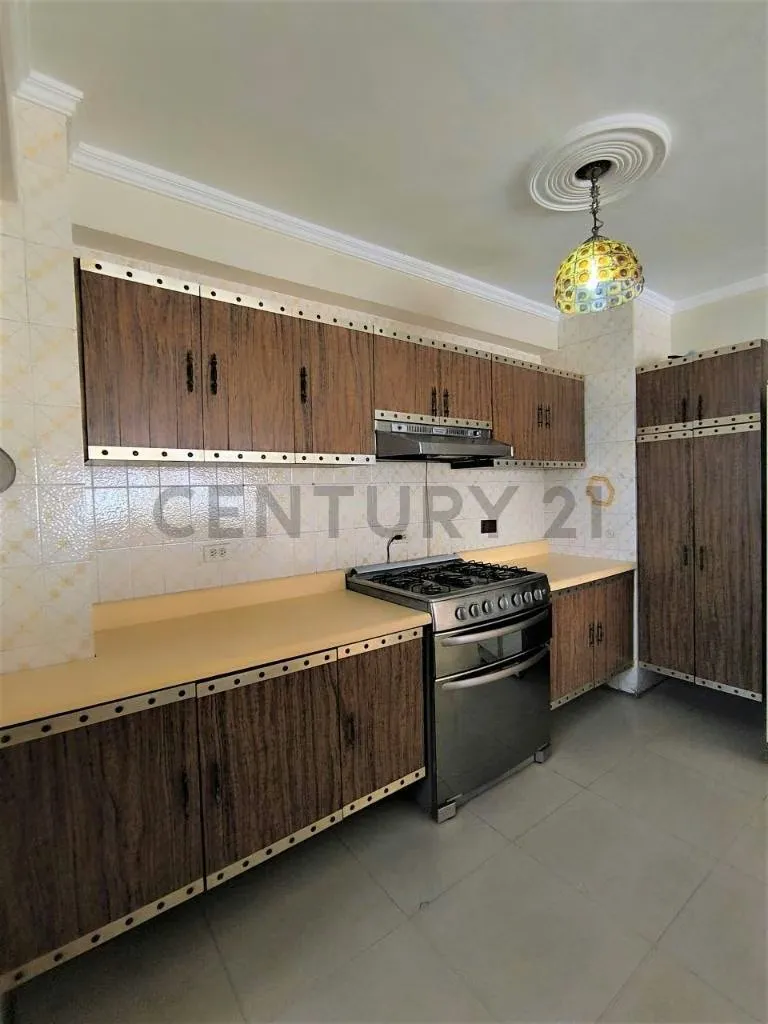 Se Alquila Apartamento Piso Alto en el C R La Pecera, Los Olivos , Maracaibo - 5