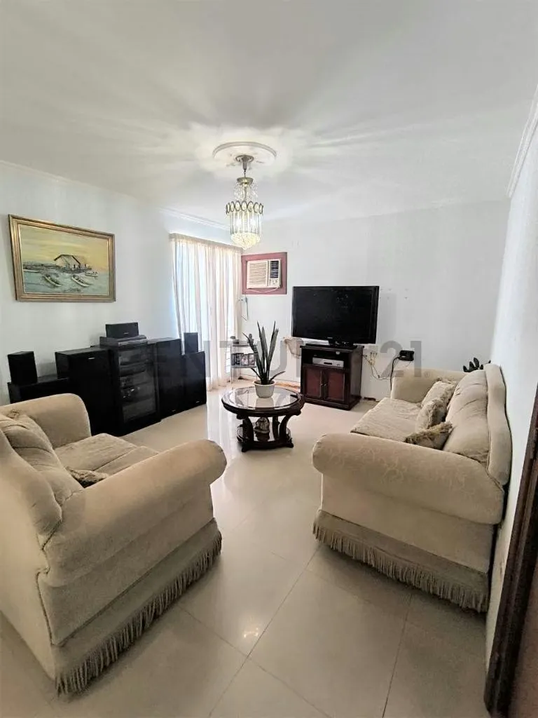 Se Alquila Apartamento Piso Alto en el C R La Pecera, Los Olivos , Maracaibo - 8