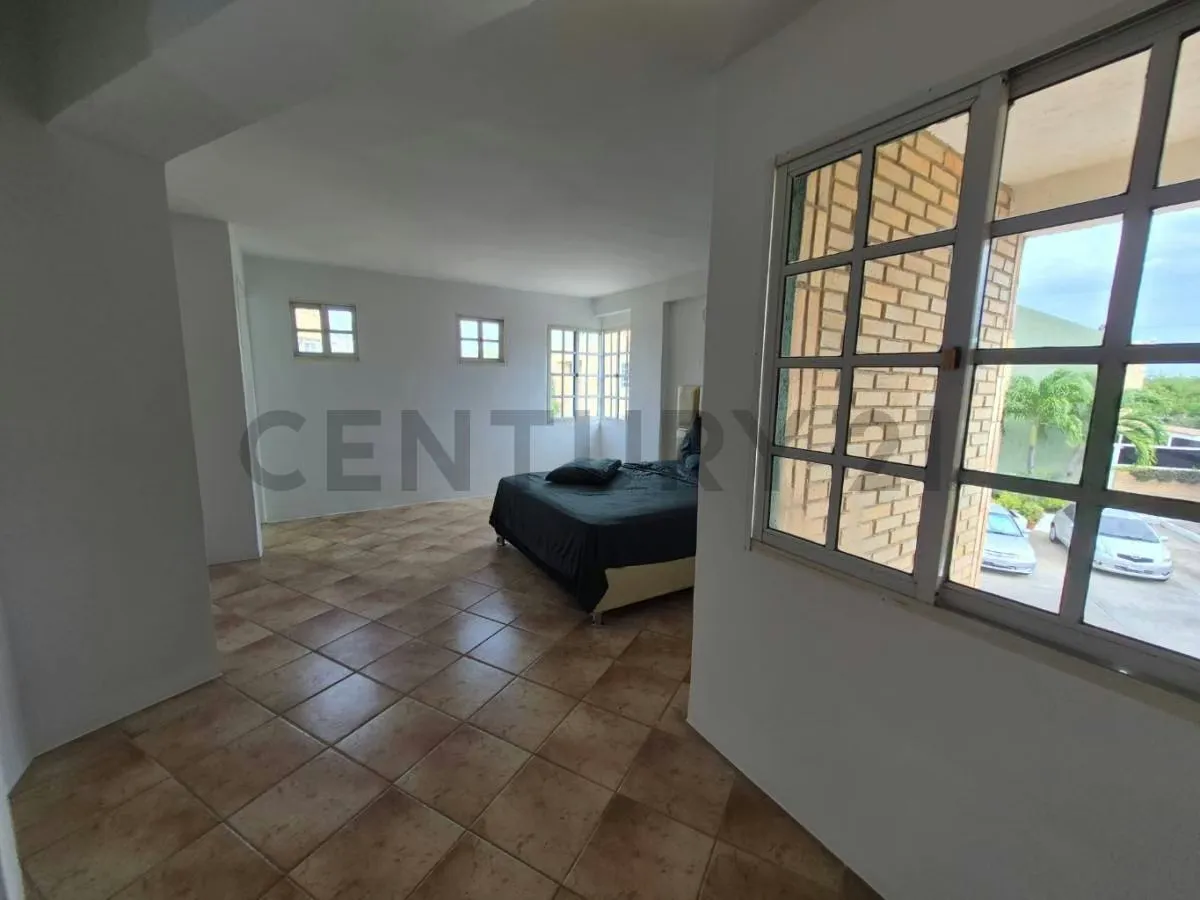 TOWNHOUSE DE 3 NIVELES DISEÑADO PARA TU COMODIDAD - 8