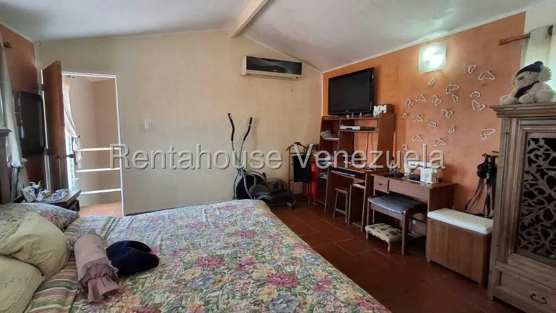 Casa (1 Nivel) en Venta en Prados del Golf, Lara - 26