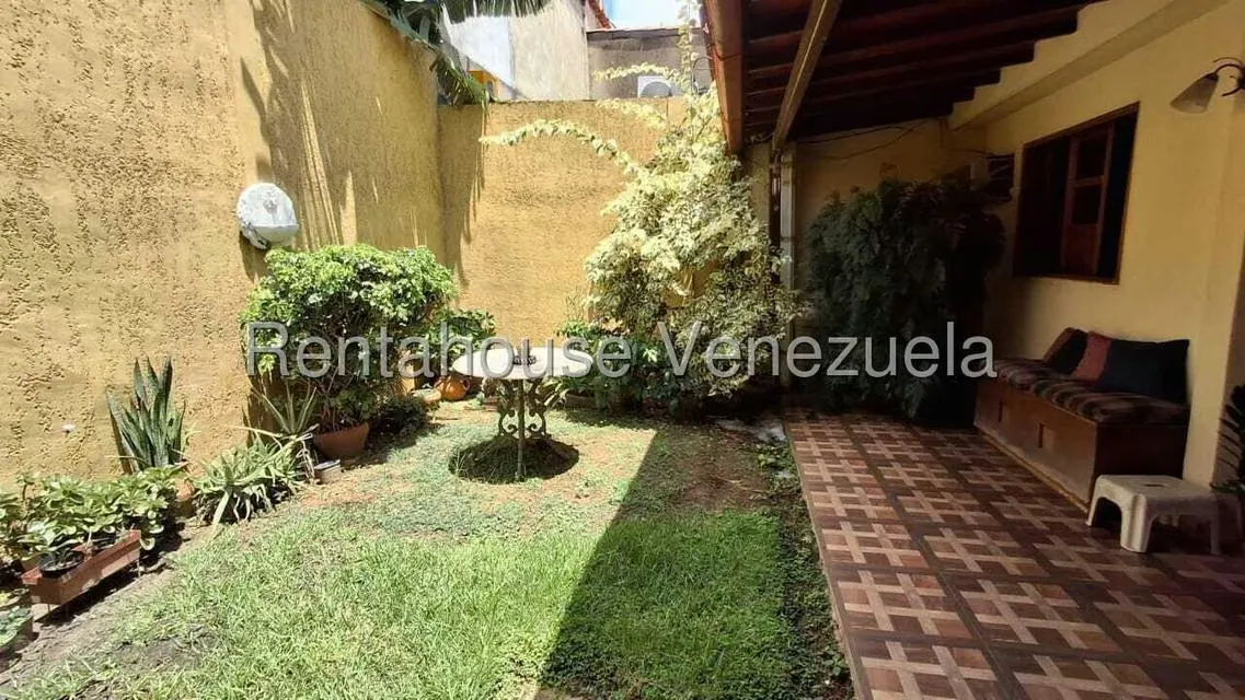Casa (1 Nivel) en Venta en Prados del Golf, Lara - 29