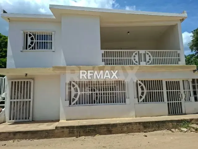 VENTA DE CASA TIPO QUINTA MODERNA - 5