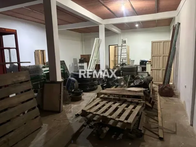 Casa Comercial en Venta, Urbanizacion Parque y Jardin, Santa Rita - 4