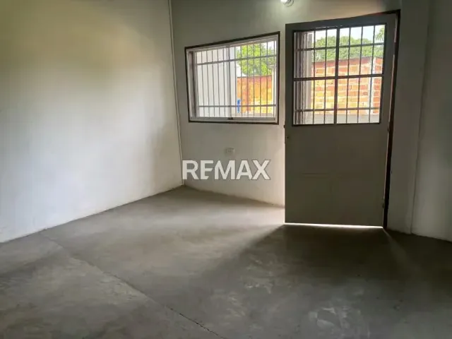 Casa Comercial en Venta, Urbanizacion Parque y Jardin, Santa Rita - 8