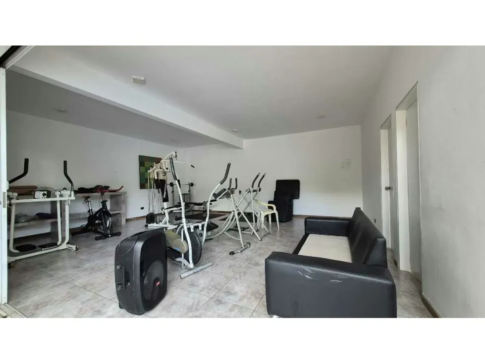 Se alquila apartamento 70m2 Colinas de Bello Monte 5490 - 22