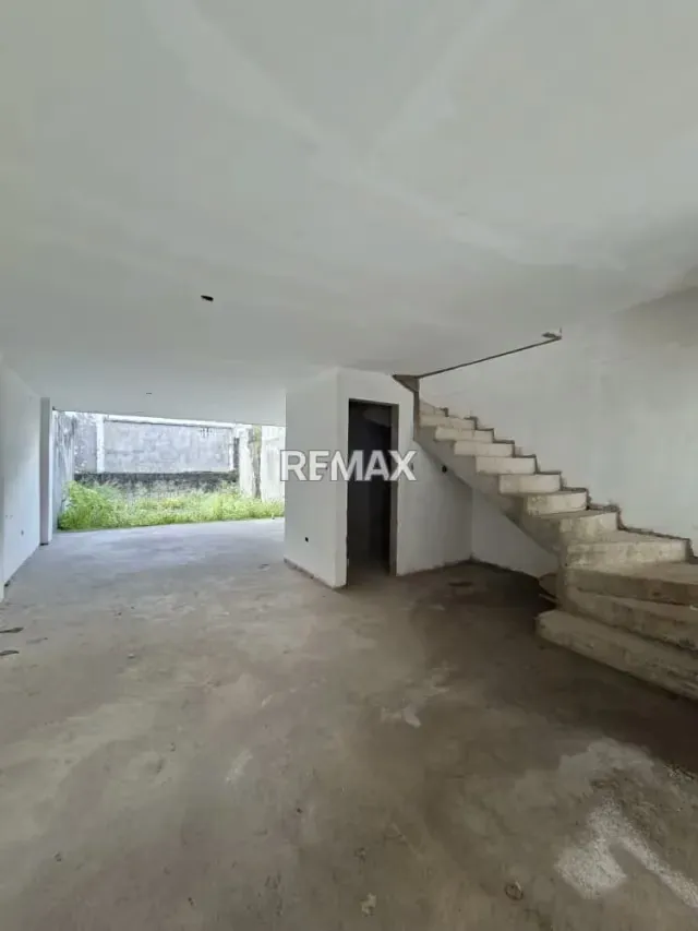 En venta CASA obra gris, ubicada en Pueblo Nuevo, Urb. Doral - 3
