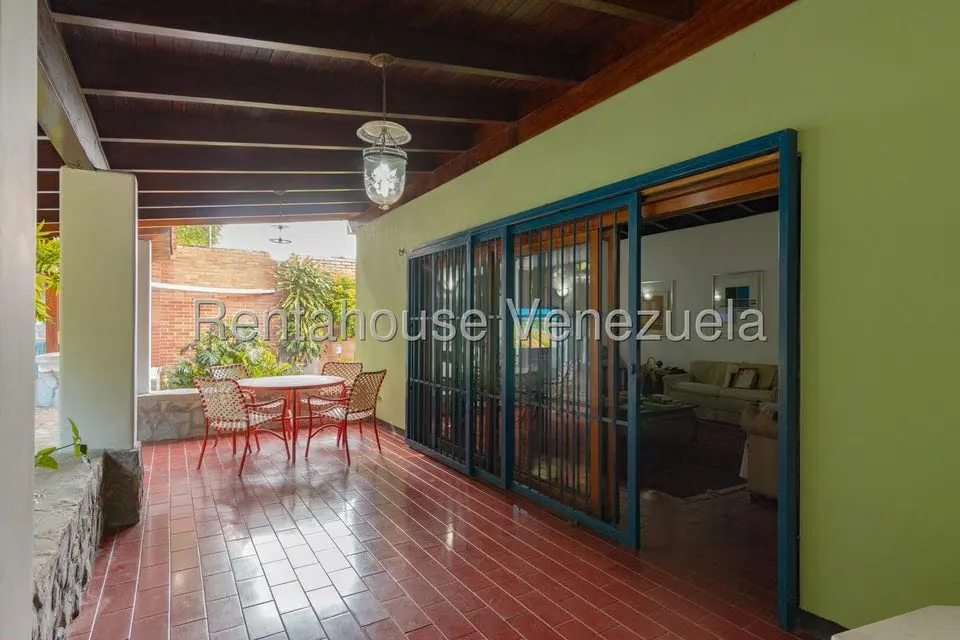 Casa (Multipes Niveles) en Venta en Prados del Este, Distrito Metropolitano - 24