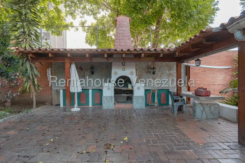 Casa (Multipes Niveles) en Venta en Prados del Este, Distrito Metropolitano - 27