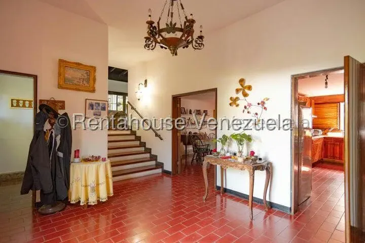 Casa (Multipes Niveles) en Venta en Prados del Este, Distrito Metropolitano - 7