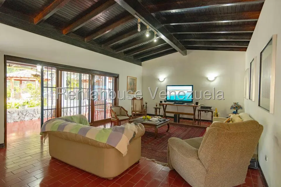 Casa (Multipes Niveles) en Venta en Prados del Este, Distrito Metropolitano - 8