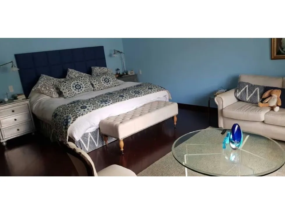 Se vende casa 850m2 4h+2s/8b/7p Cerro Verde - 11