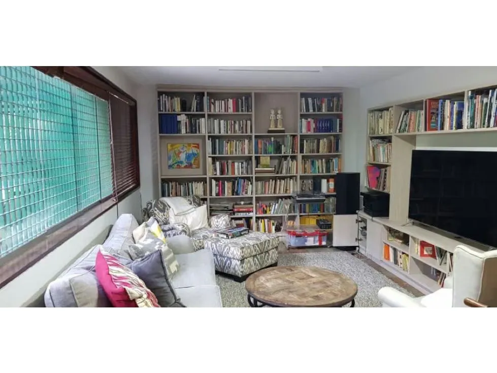 Se vende casa 850m2 4h+2s/8b/7p Cerro Verde - 15
