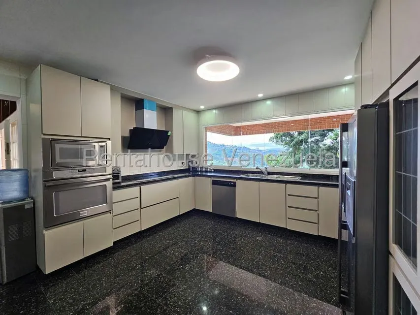 Casa (Multipes Niveles) en Venta en Macaracuay, Distrito Metropolitano - 11