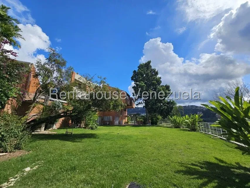 Casa (Multipes Niveles) en Venta en Macaracuay, Distrito Metropolitano - 23