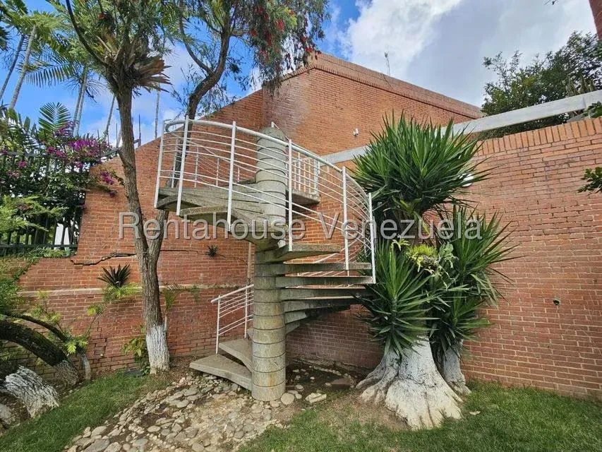 Casa (Multipes Niveles) en Venta en Macaracuay, Distrito Metropolitano - 26