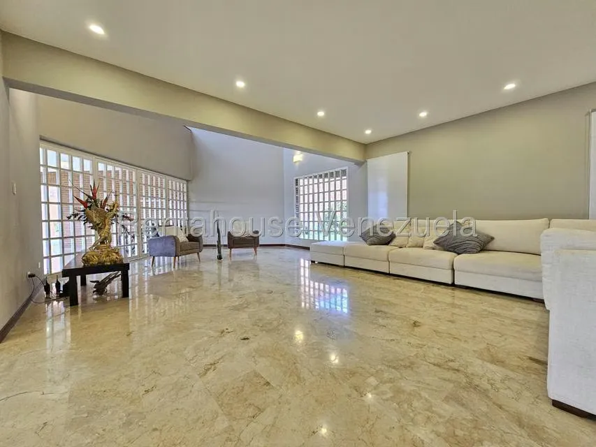 Casa (Multipes Niveles) en Venta en Macaracuay, Distrito Metropolitano - 5