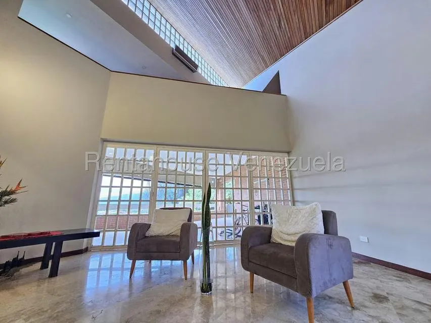 Casa (Multipes Niveles) en Venta en Macaracuay, Distrito Metropolitano - 6