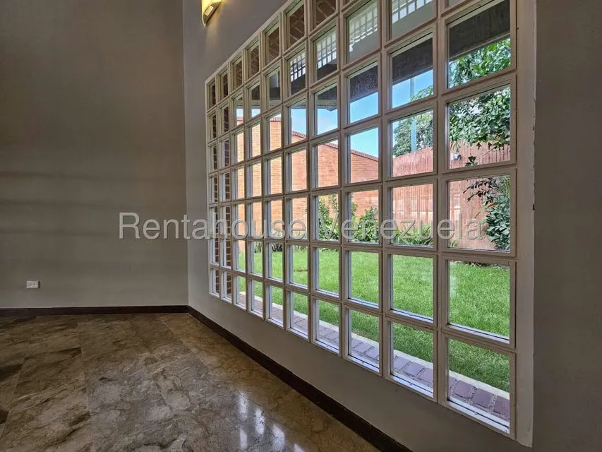 Casa (Multipes Niveles) en Venta en Macaracuay, Distrito Metropolitano - 64