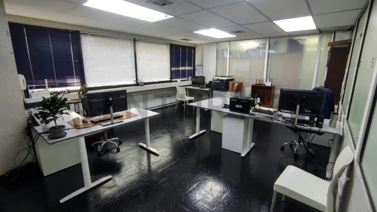 Oficina en Venta Urbanización El Rosal - 2