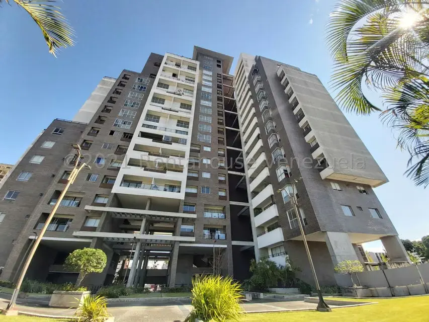 Apartamento (1 Nivel) en Venta en Zona Este, Lara