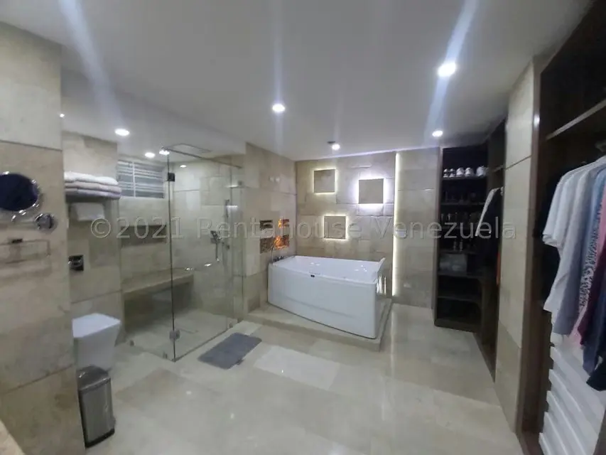 Apartamento (1 Nivel) en Venta en Zona Este, Lara - 15