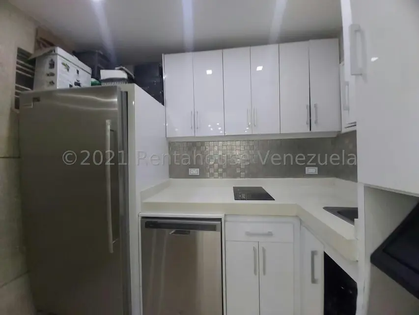 Apartamento (1 Nivel) en Venta en Zona Este, Lara - 26