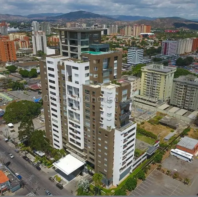 Apartamento (1 Nivel) en Venta en Zona Este, Lara - 33