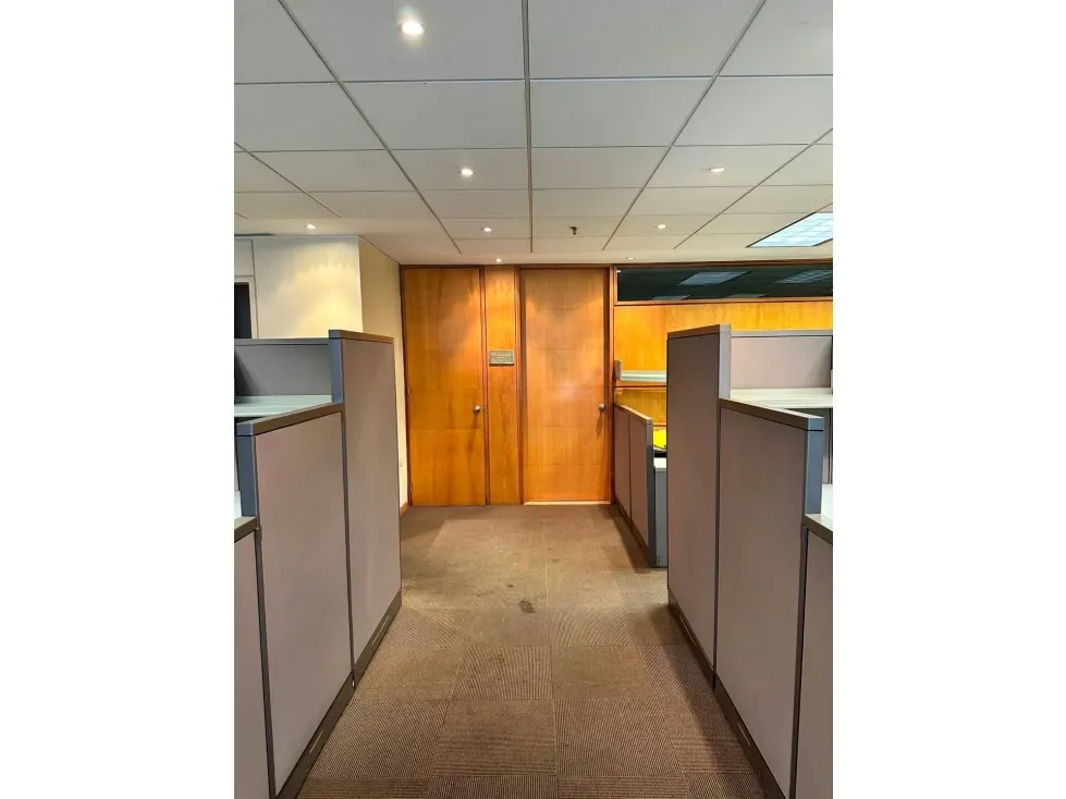 OFICINA EN VENTA 234,75M2 - EL RECREO - 4