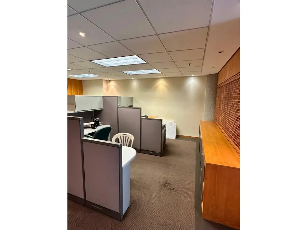 OFICINA EN VENTA 234,75M2 - EL RECREO - 6
