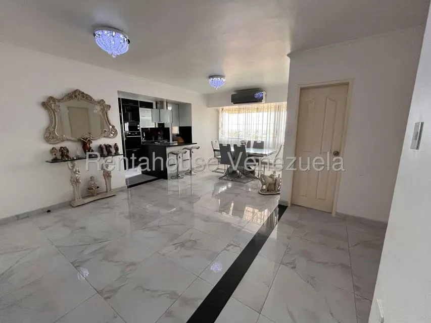 Apartamento (1 Nivel) en Venta en Urbanizacion El Centro, Aragua - 5