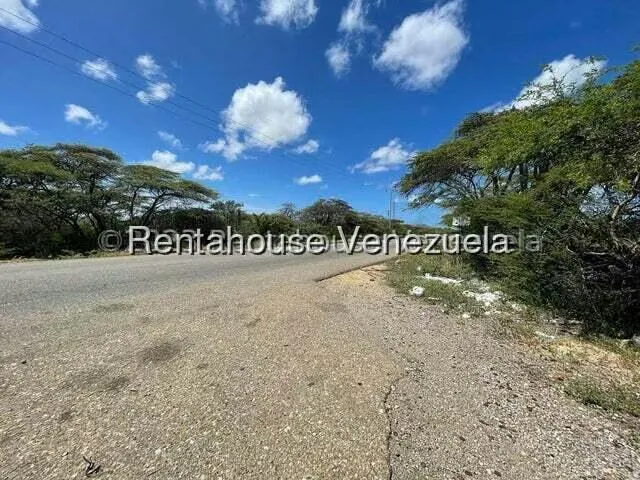 Terreno (Comercial) en Venta en Pueblo Nuevo, Falcon - 11