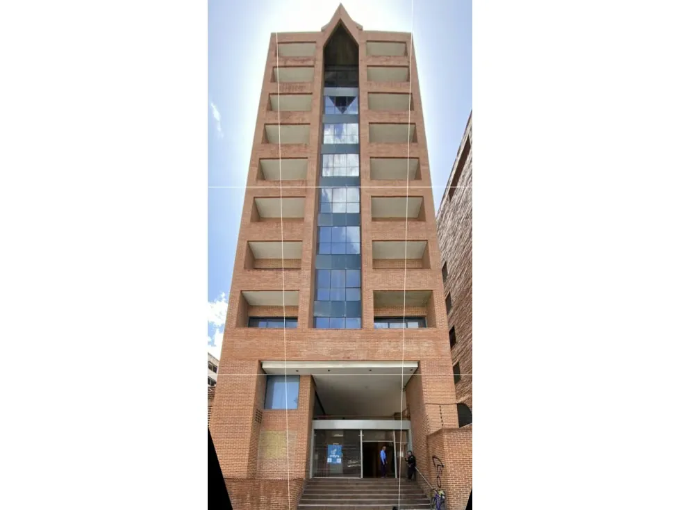Vendo oficina 660m2 Sabana Grande 4193