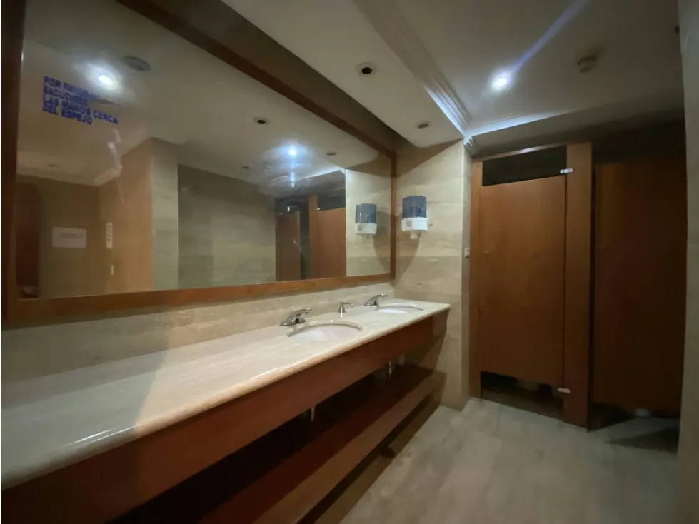 Vendo oficina 660m2 Sabana Grande 4193 - 20