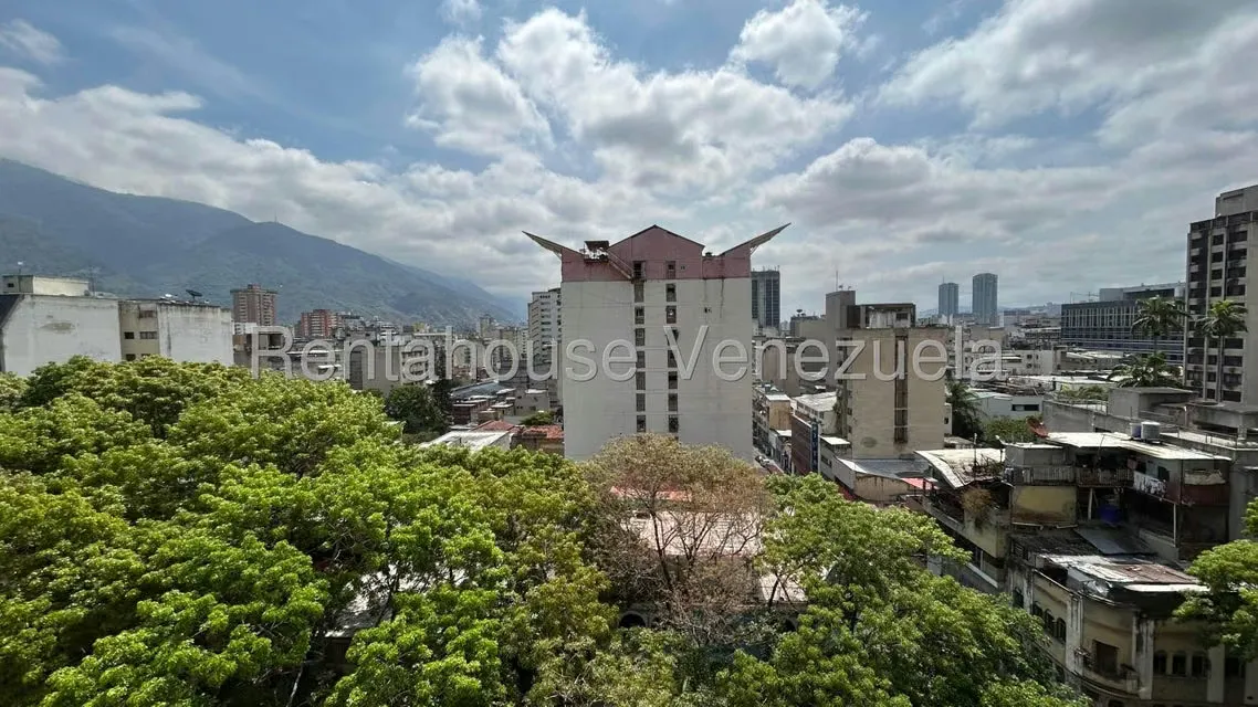 Oficina en Venta en Parroquia Altagracia, Distrito Metropolitano - 7