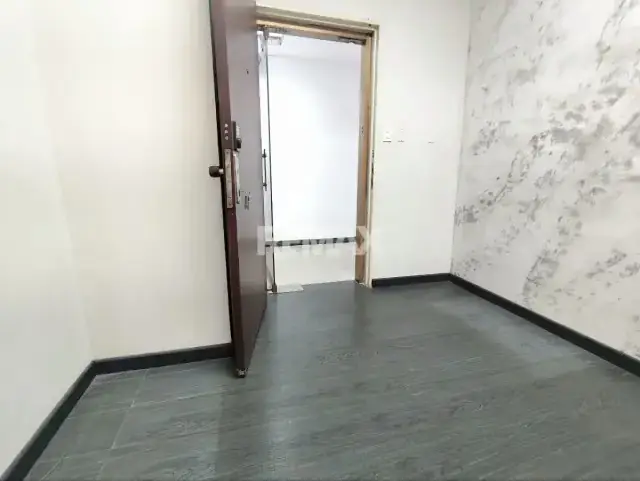 OFC 25MTS ALQUILER CALLE CAPITOLIO AV. FCO. DE MIRANDA
