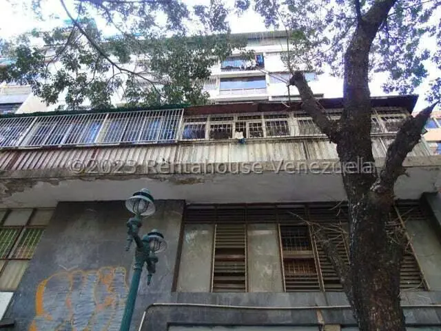 Comercial (Local Comercial) en Venta en Parroquia La Candelaria, Distrito Metropolitano - 6
