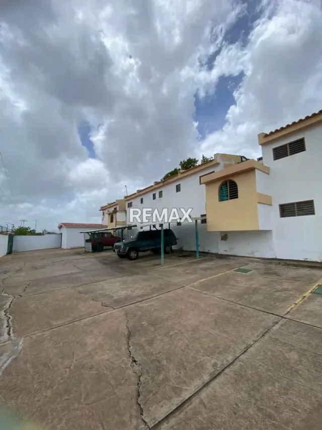 APARTAMENTO EN VILLAS CASTILLA MAR, AV. JUAN DE CASTELLANO, MUNICIPIO GÓMEZ, ISLA DE MARGARITA. - 4